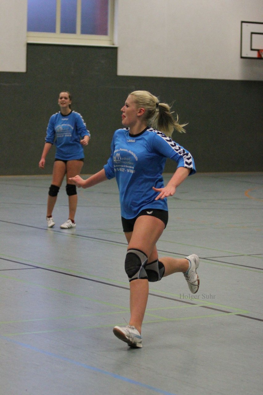 Bild 231 - U18w 2.Tag am 3.12.11